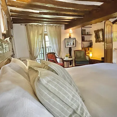 Evergreen Bed & Breakfast 3*